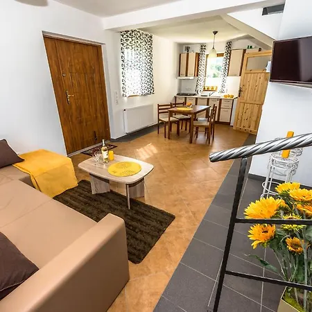 木屋 Sloneczna Osada - Komfortowe Krościenko